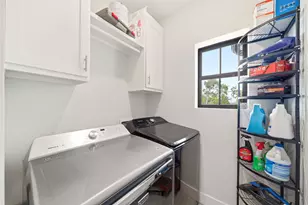 2506 Noble St, Houston, TX 77026 - Photo 15
