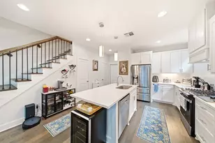 2506 Noble St, Houston, TX 77026 - Photo 5