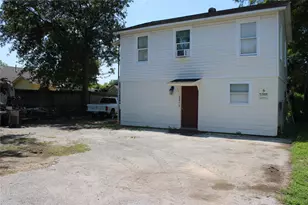 330 Dorchester St, Houston, TX 77022 - Photo 13