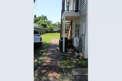 330 Dorchester Street, Houston, TX 77022 - Photo 15