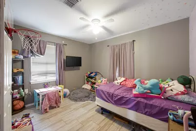 8901 Woodlyn Road, Houston, TX 77078 - Photo 17