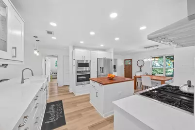 14135 Kimberley Lane, Houston, TX 77079 - Photo 7