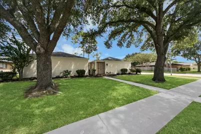 2302 Quail Valley East Drive, Missouri City, TX 77459 - Photo 37