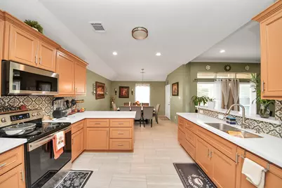 9645 Ashville Drive, Houston, TX 77051 - Photo 23