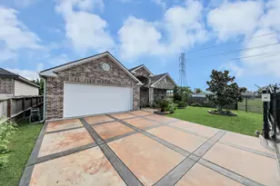 9645 Ashville Dr, Houston, TX 77051 - Photo 7