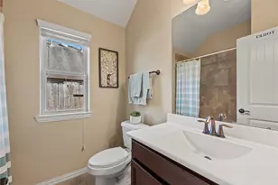 2703 Kingston Manor Ln, Houston, TX 77089 - Photo 17