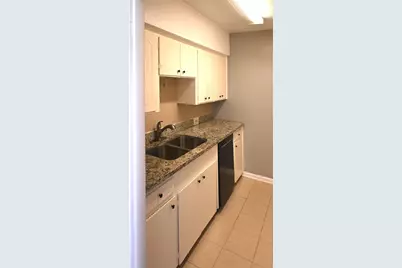 2101 Fountain View Drive #38C, Houston, TX 77057 - Photo 7