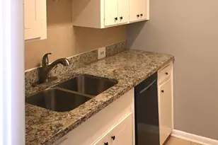 2101 Fountain View Dr, Houston, TX 77057 - Photo 7