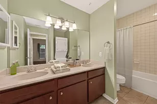 10053 Westpark Dr, Houston, TX 77042 - Photo 15