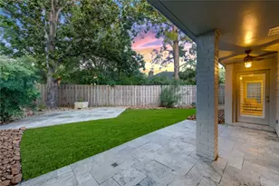 407 Barkers Landing Ct, Houston, TX 77079 - Photo 31