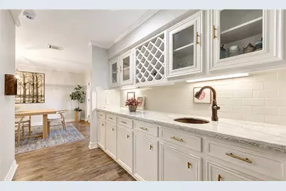 407 Barkers Landing Court, Houston, TX 77079 - Photo 11