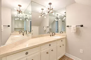 407 Barkers Landing Ct, Houston, TX 77079 - Photo 19