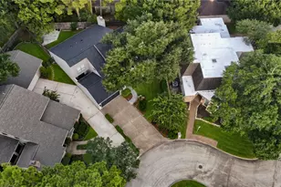 407 Barkers Landing Ct, Houston, TX 77079 - Photo 3