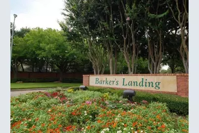 407 Barkers Landing Court, Houston, TX 77079 - Photo 37
