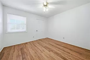 2400 Longmire Dr, College Station, TX 77845 - Photo 23