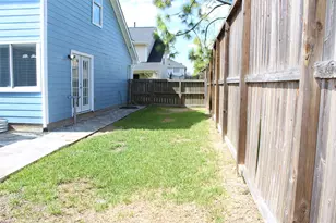 11955 Chanteloup Dr, Houston, TX 77047 - Photo 39