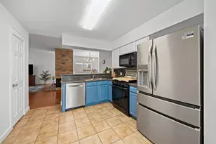 3807 Flintrock Ln, Sugar Land, TX 77479 - Photo 13