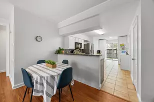 3807 Flintrock Ln, Sugar Land, TX 77479 - Photo 11