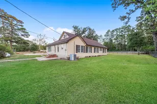 1629 US Hwy 190, Huntsville, TX 77340 - Photo 25