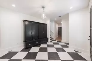 25 Woodsborough Cir, Spring Valley Village, TX 77055 - Photo 15