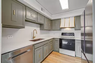 11002 Hammerly Blvd, Houston, TX 77043 - Photo 7