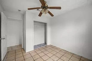 330 3rd St, Hempstead, TX 77445 - Photo 7