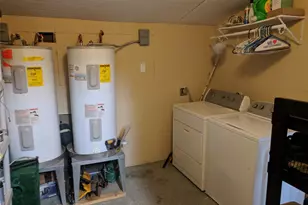 4615 Woodside St, Houston, TX 77023 - Photo 17