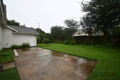 10430 Sanibel Falls Court, Houston, TX 77095 - Photo 39