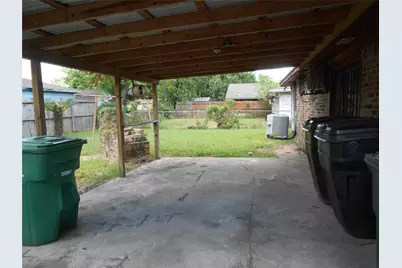 8535 Wiggins Street, Houston, TX 77029 - Photo 3