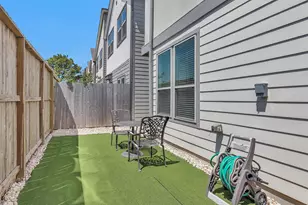 454 S Centro Cir, Shenandoah, TX 77385 - Photo 33