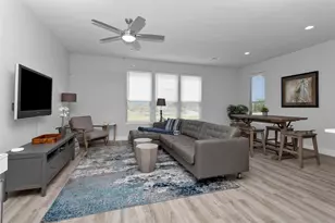 454 S Centro Cir, Shenandoah, TX 77385 - Photo 11