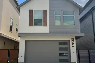 454 S Centro Cir, Shenandoah, TX 77385 - Photo 3