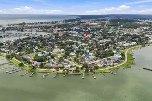 920 Grove Rd, Clear Lake Shores, TX 77565 - Photo 3