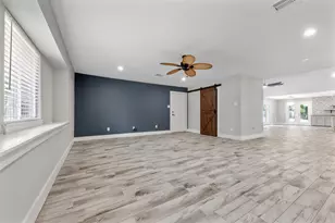 15151 Robin Trail, Conroe, TX 77302 - Photo 5