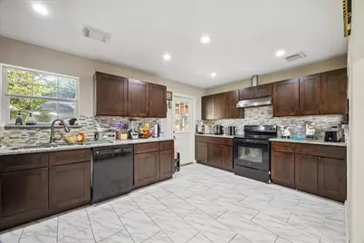 11006 Kirkwell Drive, Houston, TX 77089 - Photo 5