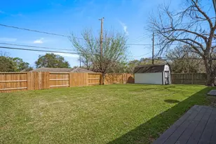 5502 Hewitt Dr, Houston, TX 77092 - Photo 31