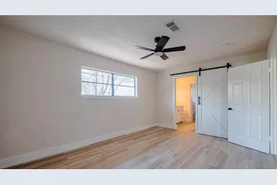 5502 Hewitt Drive, Houston, TX 77092 - Photo 21