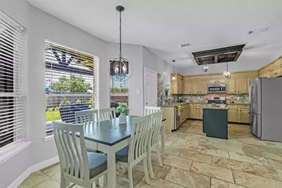 1927 Pinewood Court Drive, Baytown, TX 77521 - Photo 11