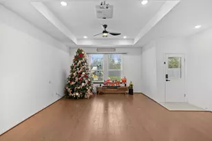 7703 Cowdray Ln, Fulshear, TX 77441 - Photo 5