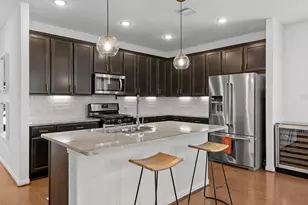 7703 Cowdray Ln, Fulshear, TX 77441 - Photo 3