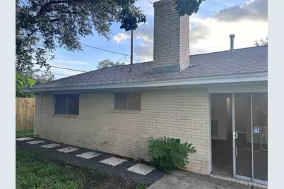 8411 Braeburn Valley Drive, Houston, TX 77074 - Photo 11