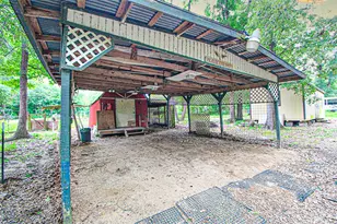 164 Tom, Livingston, TX 77351 - Photo 3