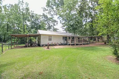 164 Tom, Livingston, TX 77351 - Photo 1