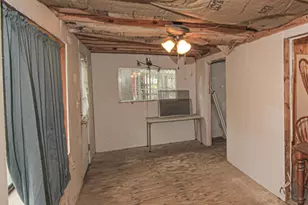 164 Tom, Livingston, TX 77351 - Photo 27