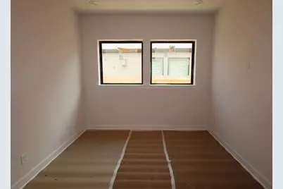 12314 Palmetto Drive, Mont Belvieu, TX 77523 - Photo 7