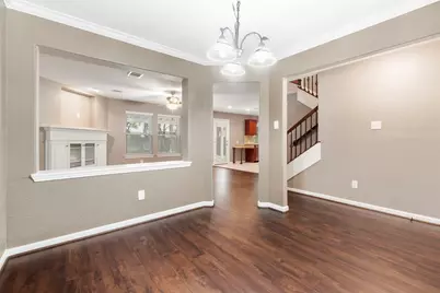 19 Shimmer Pond Place, The Woodlands, TX 77385 - Photo 9
