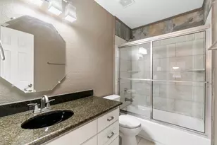 19 Shimmer Pond Pl, The Woodlands, TX 77385 - Photo 29
