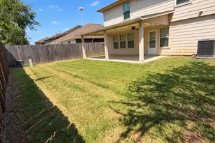 7739 Hunters Peak Ln, Baytown, TX 77523 - Photo 13