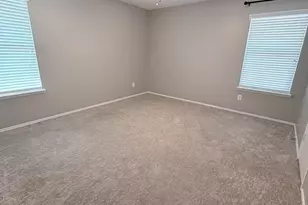 7739 Hunters Peak Ln, Baytown, TX 77523 - Photo 11