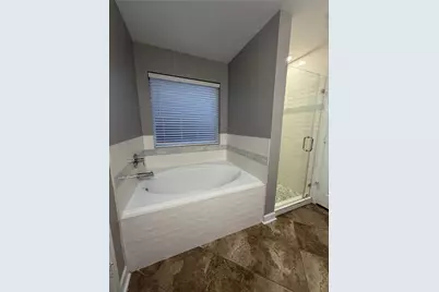 7739 Hunters Peak Lane, Baytown, TX 77523 - Photo 9